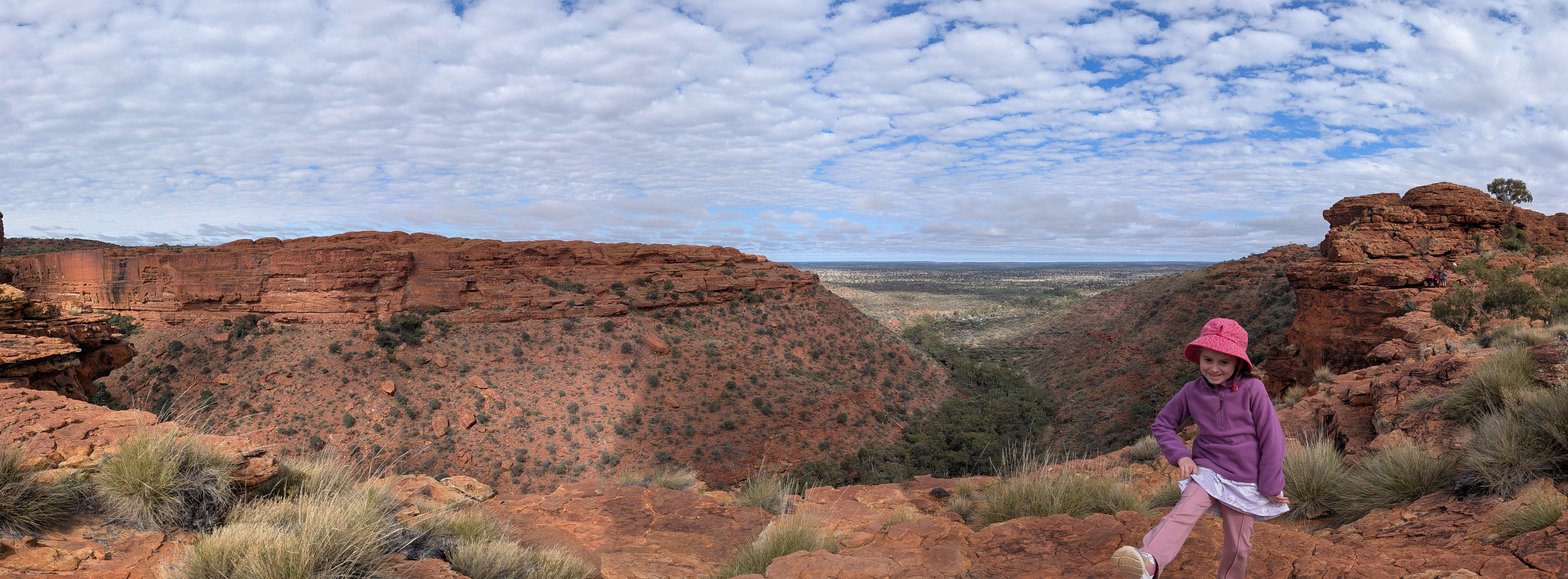 Panorama of Kings Canyon with Leah at the edge
