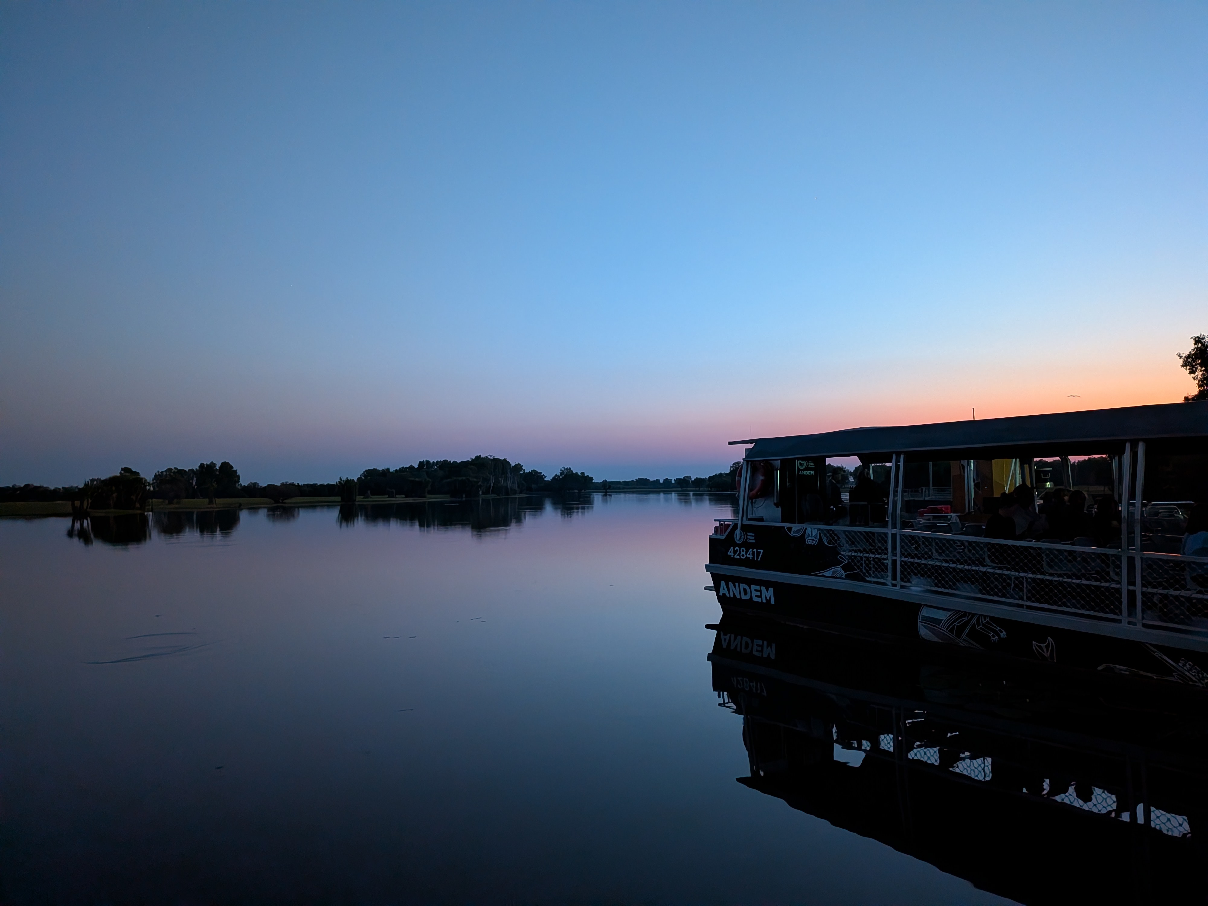 Dawn at the Yellow Water jetty, boarding the boat in the dark