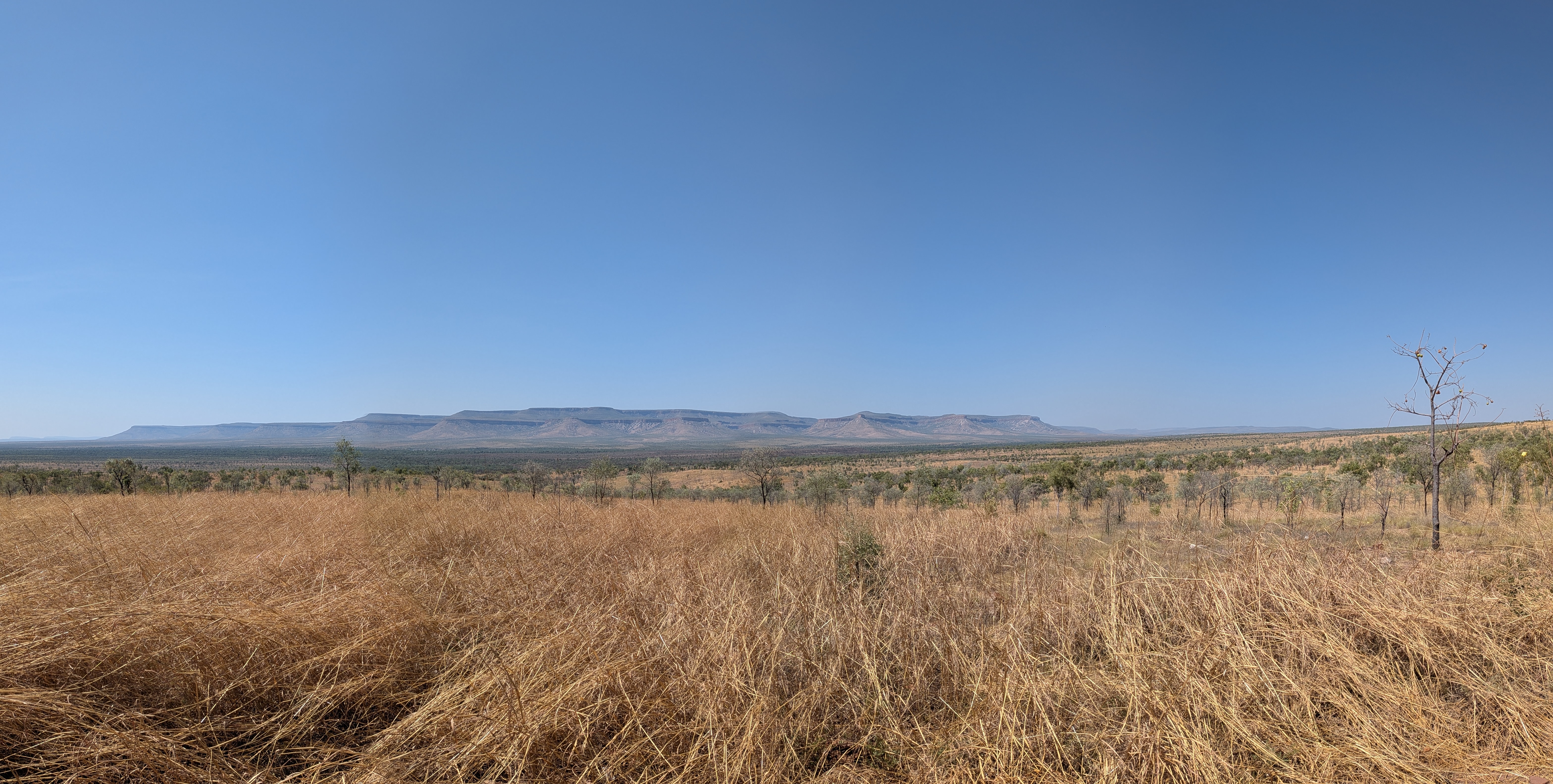 The Cockburn Range in full stretch